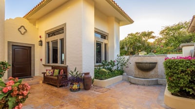 Luxury Villa Photo #57