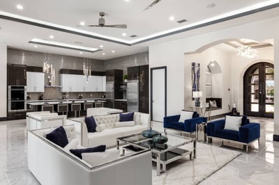 Luxury Villa Photo #17