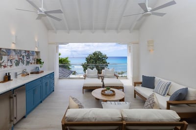 Luxury Villa Photo #18