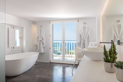 Luxury Villa Photo #36