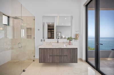 Luxury Villa Photo #33