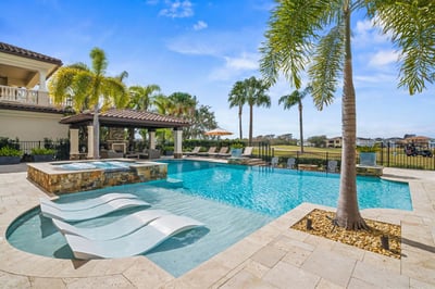 Luxury Villa Photo #3
