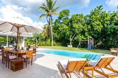 Luxury Villa Photo #4