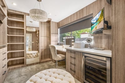 Luxury Villa Photo #36