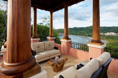 Luxury Villa Photo #11
