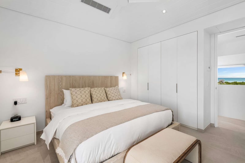 Beach Enclave Grace Bay 4 BDM Ocean View Villa