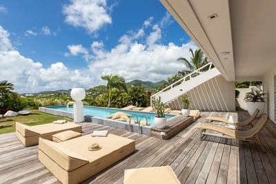 Luxury Villa Photo #5