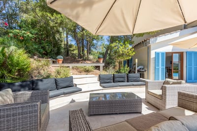 Luxury Villa Photo #11