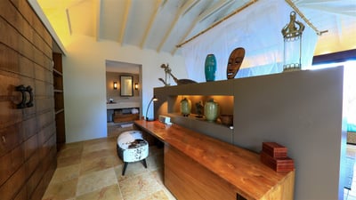 Luxury Villa Photo #45