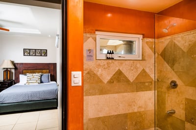 Luxury Villa Photo #16
