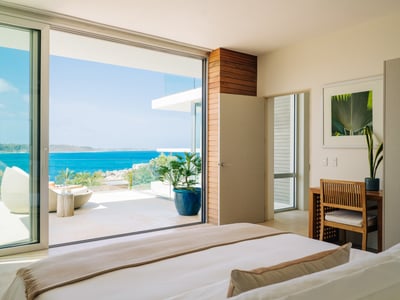 Luxury Villa Photo #29