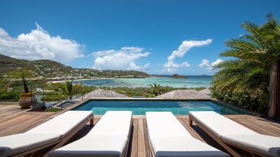 Luxury Villa Photo #2