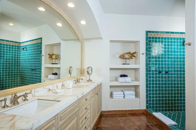 Luxury Villa Photo #35