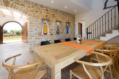 Luxury Villa Photo #11
