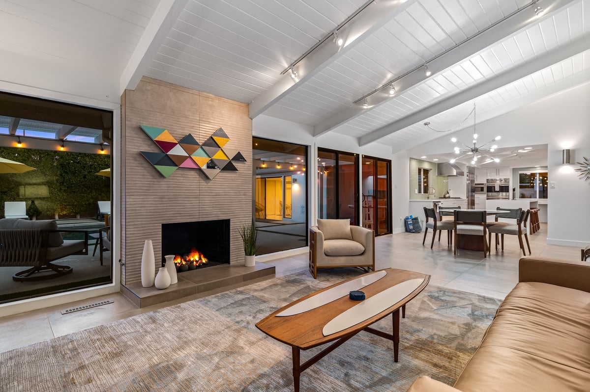 Alexander Desert Dreams