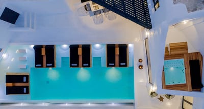 Luxury Villa Photo #40
