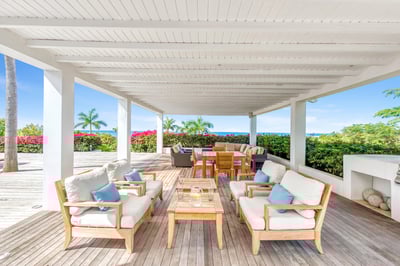 Luxury Villa Photo #6