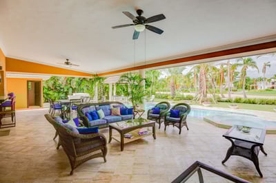 Luxury Villa Photo #10
