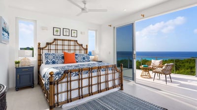 Luxury Villa Photo #20
