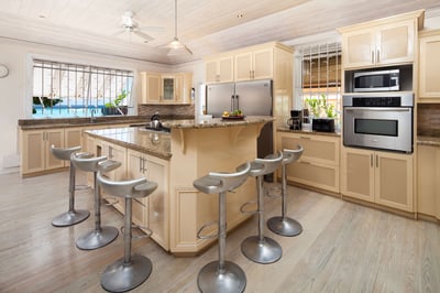 Luxury Villa Photo #5
