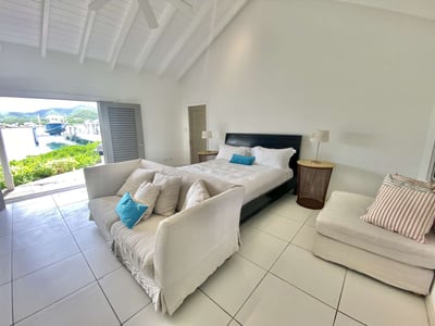 Luxury Villa Photo #50