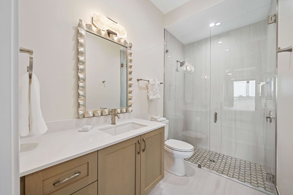 Seaside Serenity Lodge