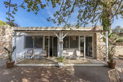 Luxury Villa Photo #14