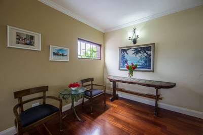 Luxury Villa Photo #15
