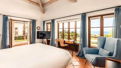 Luxury Villa Photo #18