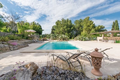 Luxury Villa Photo #12