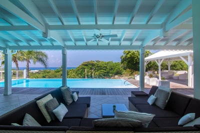 Luxury Villa Photo #16