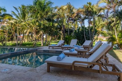 Luxury Villa Photo #8