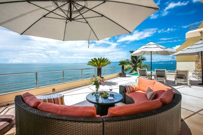 Luxury Villa Photo #9