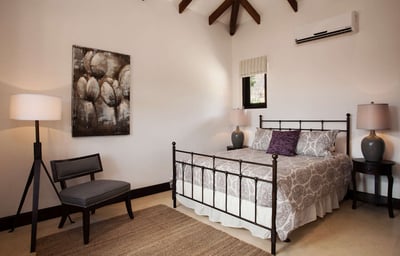 Luxury Villa Photo #13
