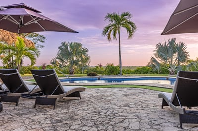 Luxury Villa Photo #9
