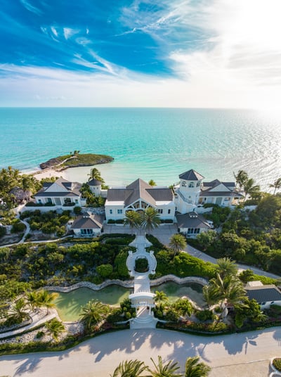 Luxury Villa Photo #3