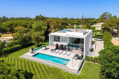 Luxury Villa Photo #3