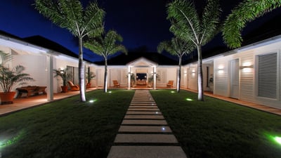 Luxury Villa Photo #19