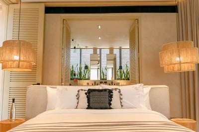 Luxury Villa Photo #32