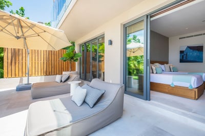 Luxury Villa Photo #43