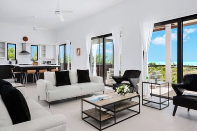 Luxury Villa Photo #12