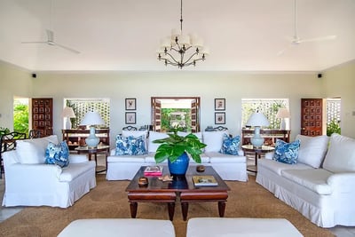 Luxury Villa Photo #12