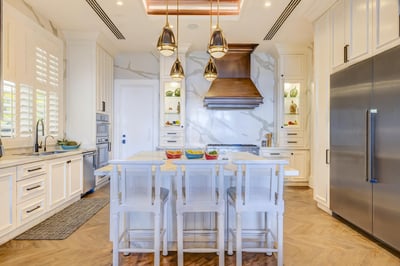 Luxury Villa Photo #17