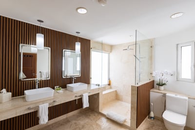 Luxury Villa Photo #31