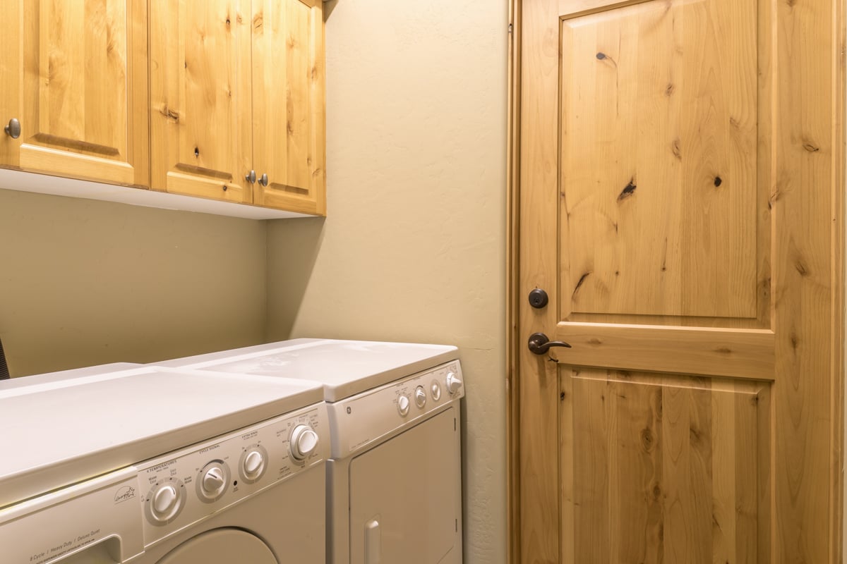 Moonlight Mountain Home | 2 Lower Mountain Home