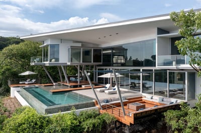Luxury Villa Photo #3