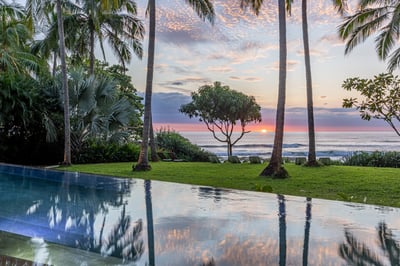 Luxury Villa Photo #4
