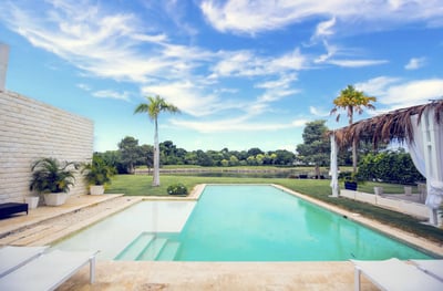 Luxury Villa Photo #3
