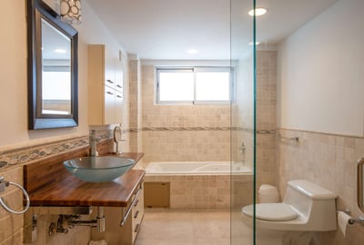 Luxury Villa Photo #23
