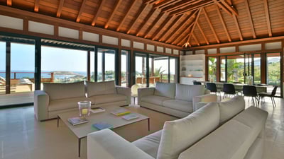 Luxury Villa Photo #14